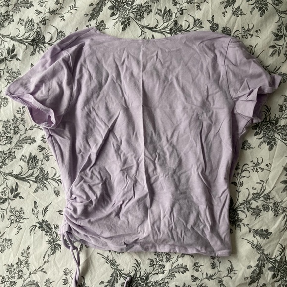 HOLLISTER Lavender Wrap Top ✨ 50% OFF BUNDLES ✨ - Picture 5 of 5